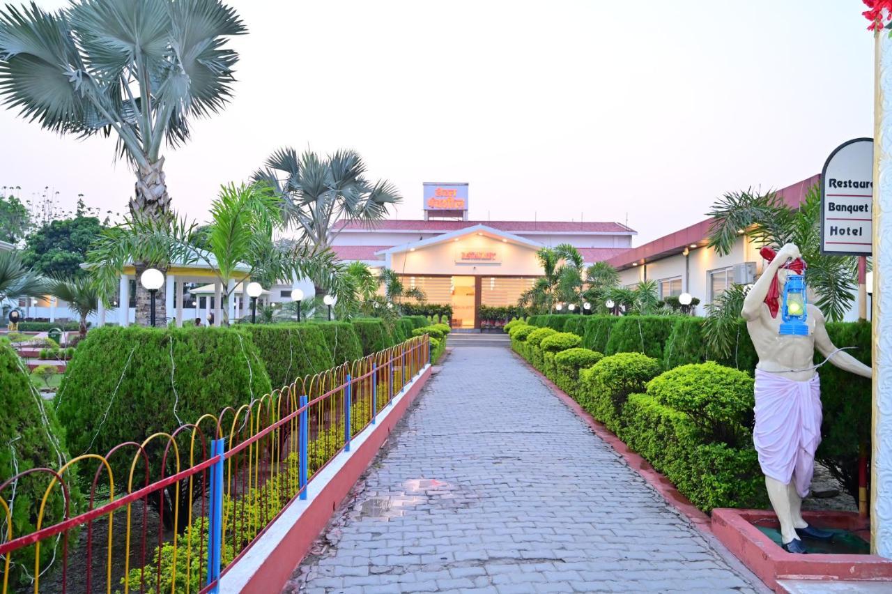 Hotel Panchsheel Ayodhya Eksteriør bilde